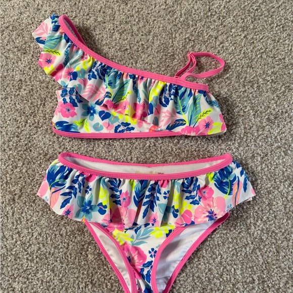 Girls pink white blue one shoulder, two-piece Tommy Bahama size 7 bikini - Picture 3 of 3